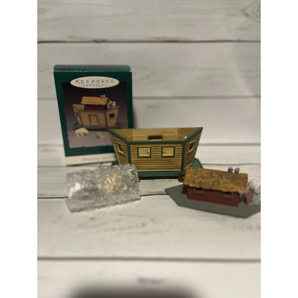 Hallmark Keepsake 1994 Noah’s Ark Ornament Set Handcrafted 3pc Set Moving Parts